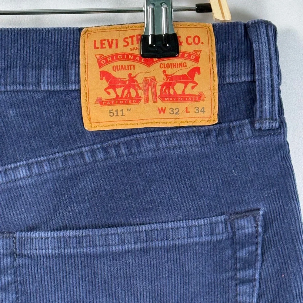 Levis‎ 511 Slim Fit Fine Wale Corduroy Pants Mens 32x34 Navy Blue Stretch